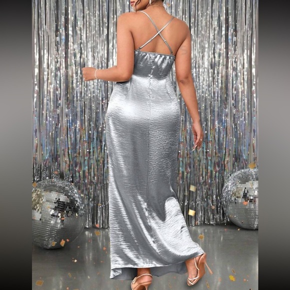 Sold out - Picture 3 of 12